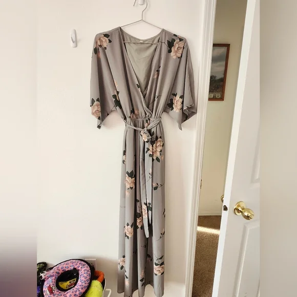 Large (10-14) Women's professional clothes - Picture 8 of 12